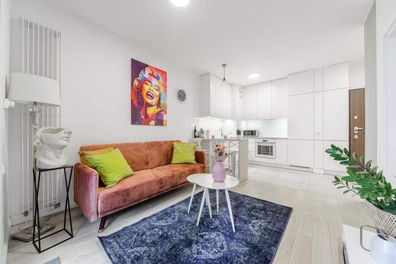 Lumina Luxury Apartments In Mennica Residence Варшава Екстериор снимка